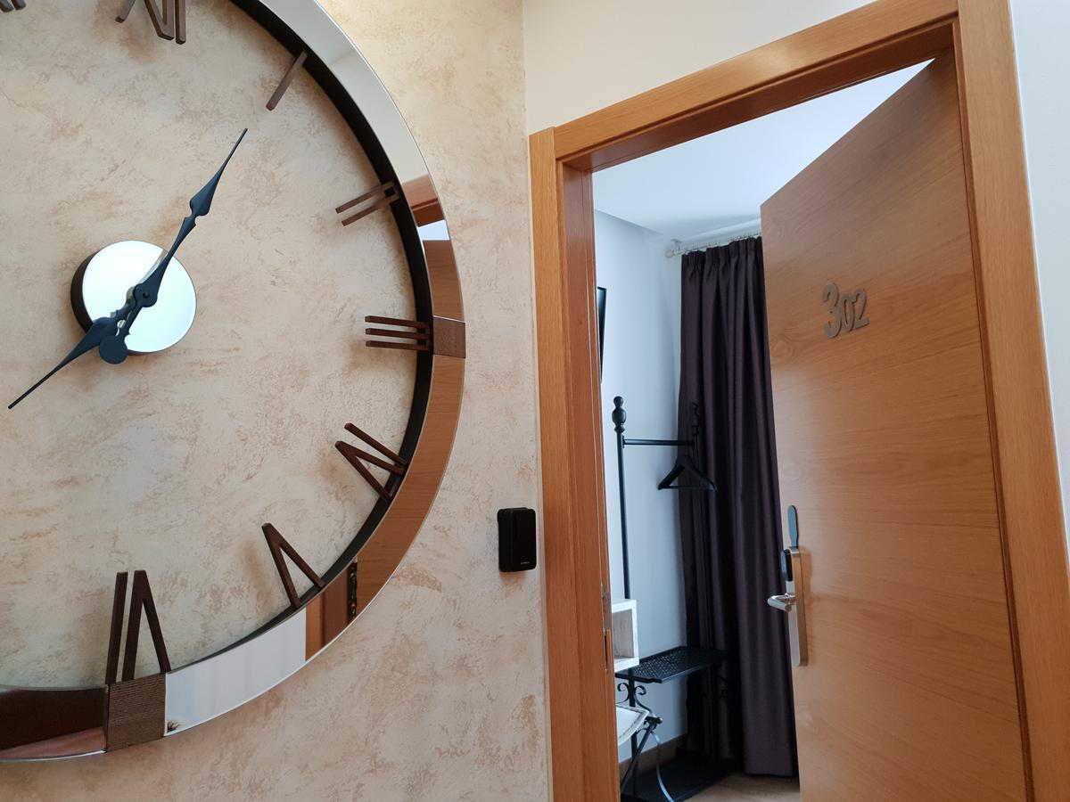 מלון סנטיאגו דה קומפוסטלה Casa Da Balconada מראה חיצוני תמונה